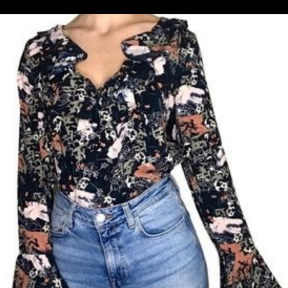 Sanctuary Tops - Sanctuary poet ruffle top NWT large